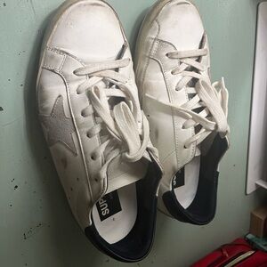 Golden Goose Size 39